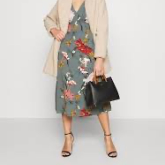 2/$60Chaps NW Blue Cream Floral Jersey Midi Dress - Picture 9 of 10